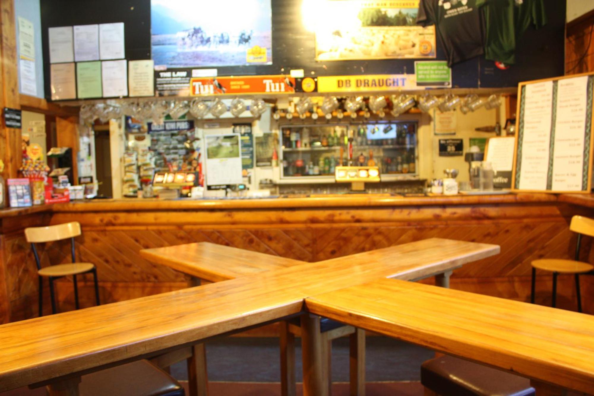 Owen River Tavern & Motels المظهر الخارجي الصورة