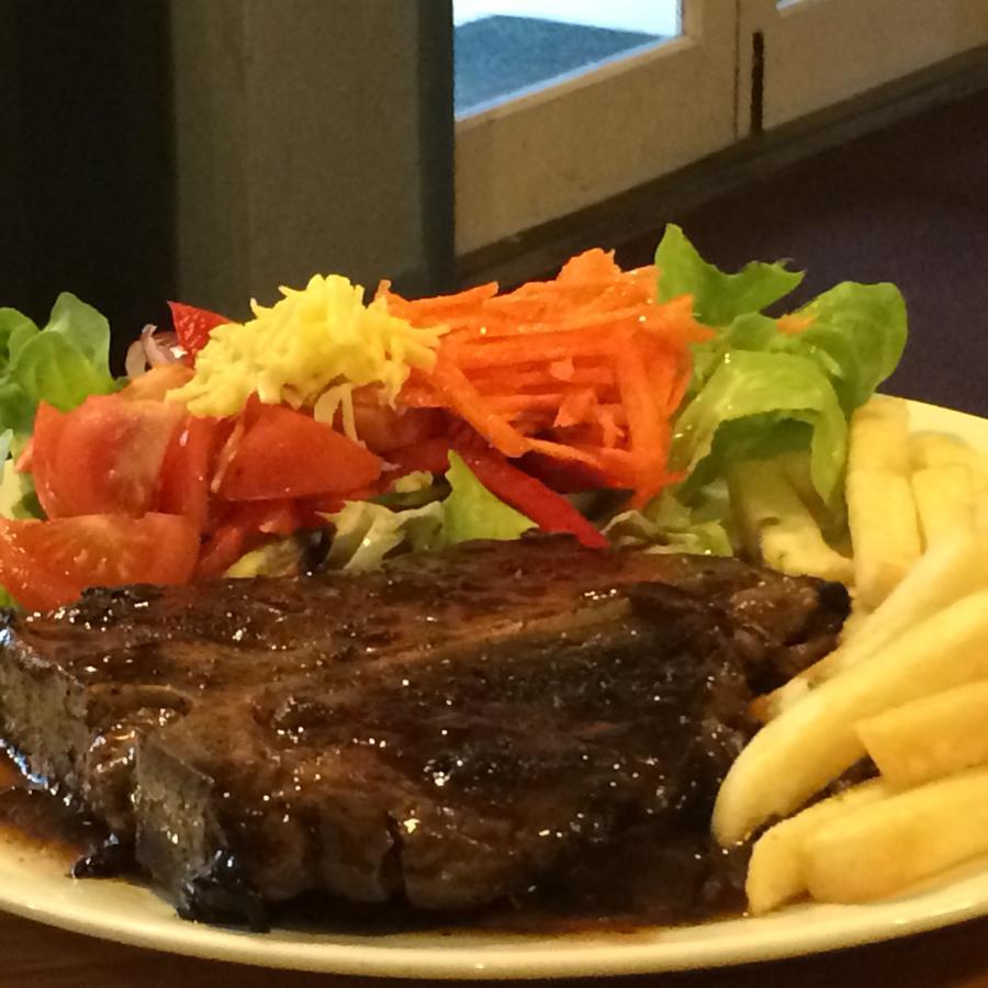 Owen River Tavern & Motels المظهر الخارجي الصورة