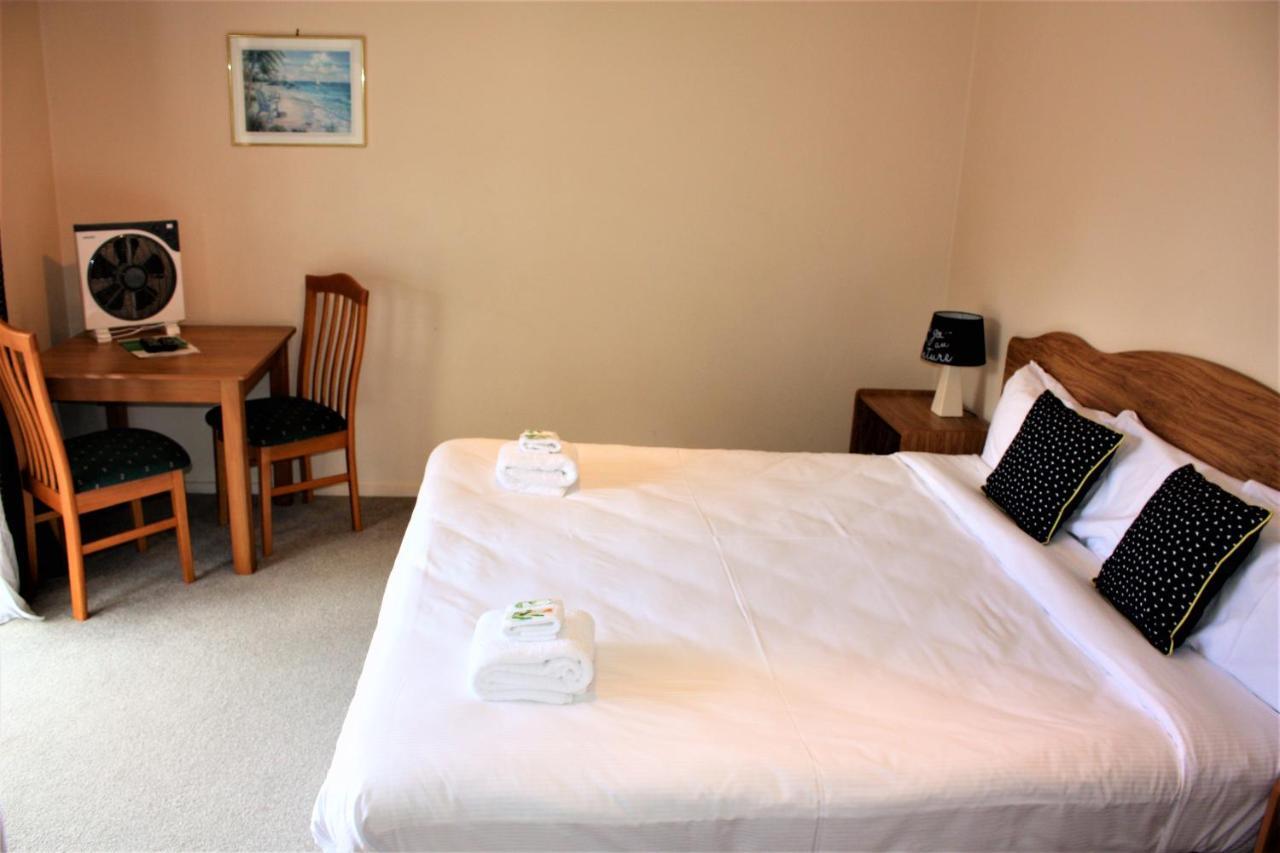 Owen River Tavern & Motels المظهر الخارجي الصورة